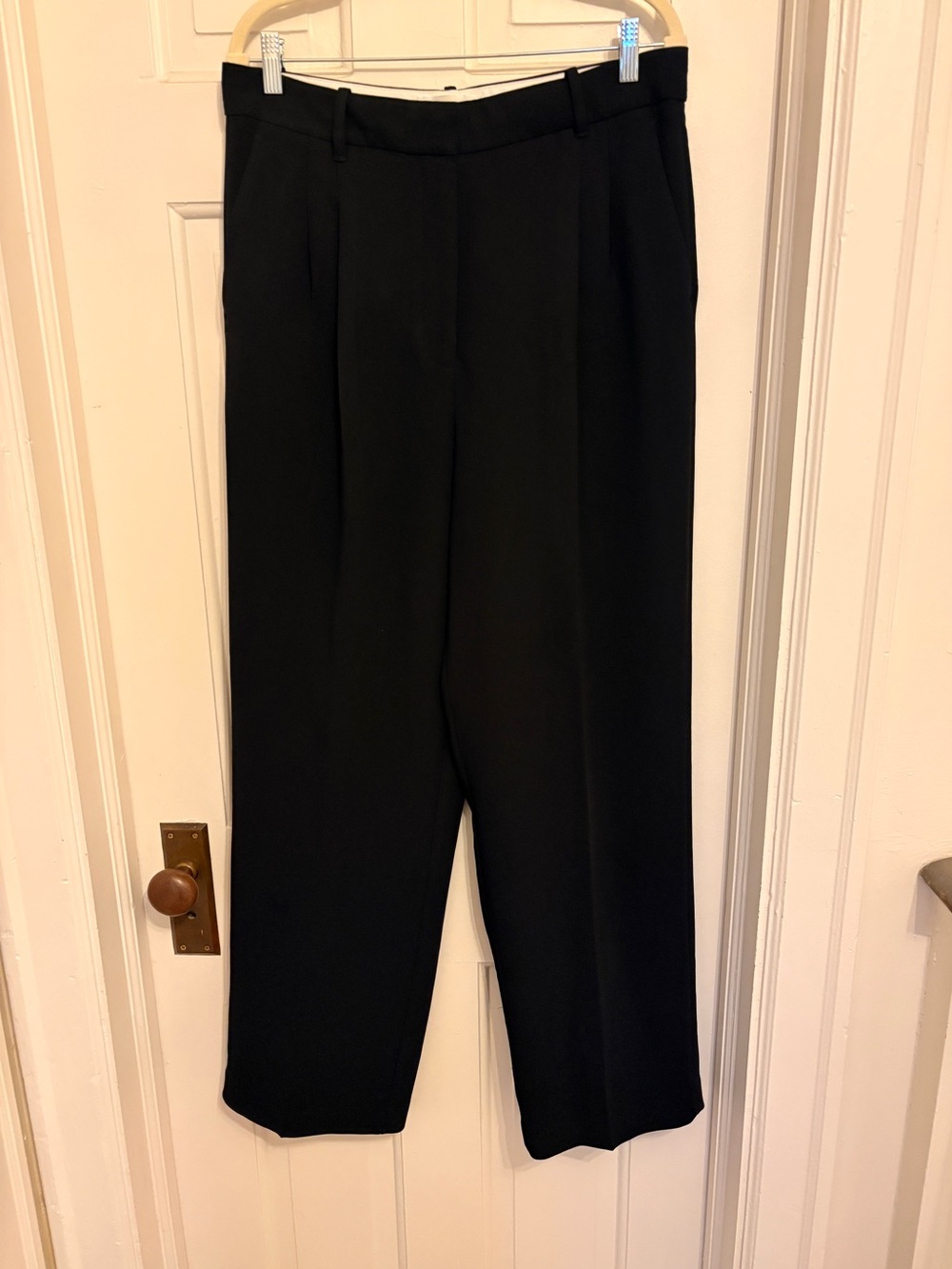 Aritzia Effortless Size 12 Crepette Black High-Waist Wide-Leg Trousers